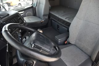 Σασί Volvo 2005 FH 12-420 R 6X2-thumb-27