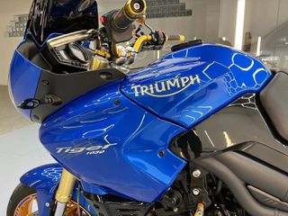 Triumph Tiger 1050 2009 6700-thumb-4