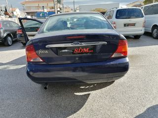 Ford Focus 2000-thumb-5