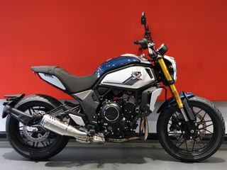 CFmoto '21 700 CL-X 