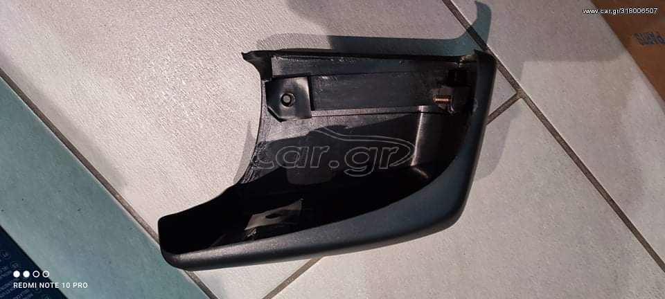Γωνία προφυλακτήρα πίσω RH Subaru E10