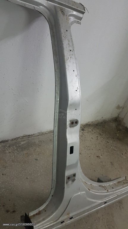 ΔΕΞΙΑ ΜΕΣΑΙΑ ΚΟΛΩΝΑ JEEP PATRIOT 04-10