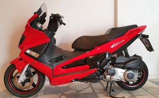 Gilera Nexus 300 2009 300ie-thumb-1