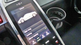 Porsche 918 2015 SPYDER E-HYBRID-thumb-69
