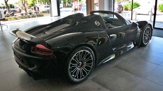 Porsche 918 2015 SPYDER E-HYBRID-thumb-25