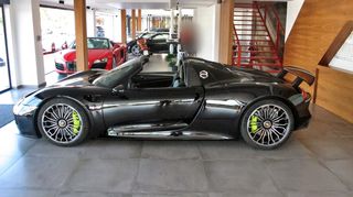 Porsche 918 2015 SPYDER E-HYBRID-thumb-8