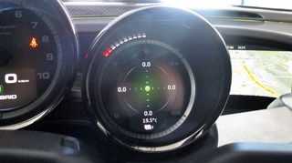 Porsche 918 2015 SPYDER E-HYBRID-thumb-63