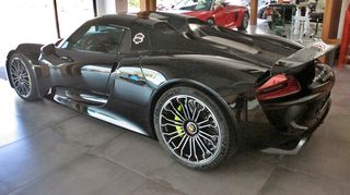 Porsche 918 2015 SPYDER E-HYBRID-thumb-80