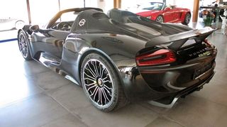 Porsche 918 2015 SPYDER E-HYBRID-thumb-18