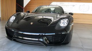 Porsche 918 2015 SPYDER E-HYBRID-thumb-22
