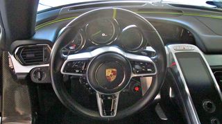 Porsche 918 2015 SPYDER E-HYBRID-thumb-37