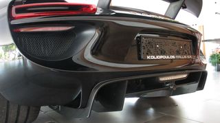 Porsche 918 2015 SPYDER E-HYBRID-thumb-107