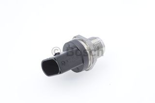 Αισθητήρας, πίεση καυσίμου BOSCH 0281002942 για Mercedes-Benz C-Class W202 2200cc C220 CDI 125ps 1997-2000 OM 611.960 A0051535828 A0071530228 0051535828 0071530228