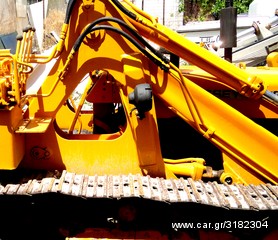 Φορτωτής Με Ερπύστριες MF 1988 massey ferguson-thumb-3