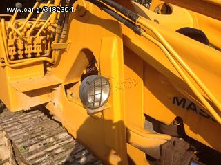Φορτωτής Με Ερπύστριες MF 1988 massey ferguson-thumb-10