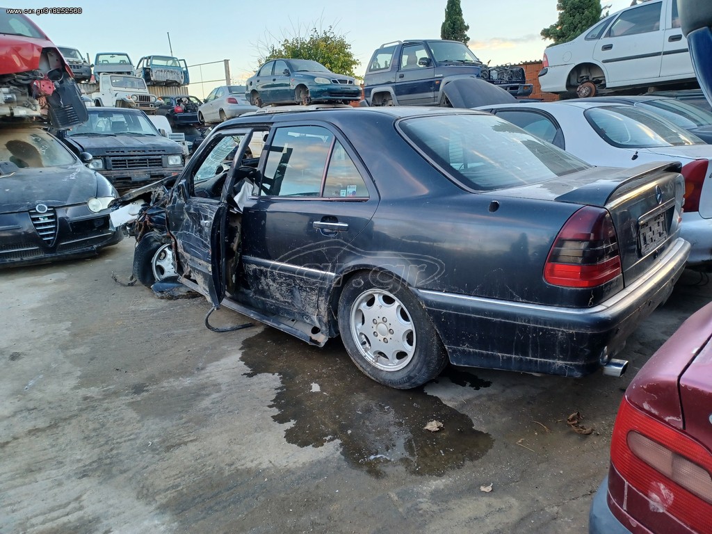 Mercedes-Benz c180 