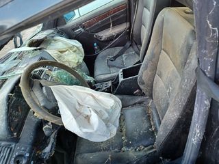 Mercedes-Benz c180 -thumb-1
