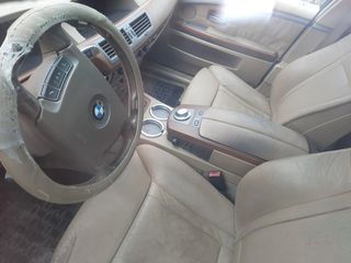 BMW 740 2004-thumb-7