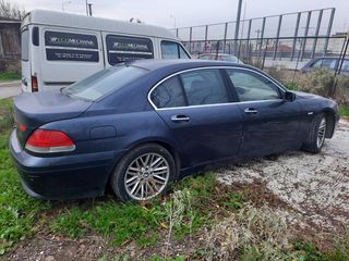 BMW 740 2004-thumb-4