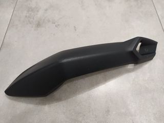 ΔΕΞΙΑ ΕΙΣΑΓΩΓΗ ΑΕΡΑ - ΑΕΡΑΓΩΓΟΣ BMW F650GS / F800 GS-thumb-1