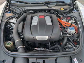 Porsche Panamera 2013 SE-HYBRID-thumb-57