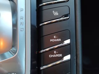 Porsche Panamera 2013 SE-HYBRID-thumb-23