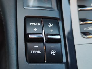 Porsche Panamera 2013 SE-HYBRID-thumb-28
