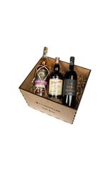 Gift Box | Καλάθι Δώρων Με Ρούμι | Whisky | Οίνο