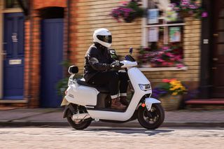 Sunra 2026 ROBO-S 3000 CBS 2x LITHIUM 72V 20Ah ELECTRIC SCOOTER-thumb-34