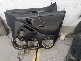 Ταμπλάδες 3 + 1 Toyota Yaris 2000-2005-thumb-1