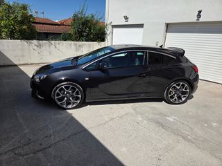Opel Astra 2012 OPC