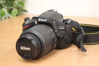 Nikon D5100 Kit 18-55mm VR II !! DSLR camera + φακός 18-55 !! Άριστη κάμερα καινούρια!