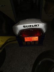 Suzuki GSR 600  '01-thumb-7