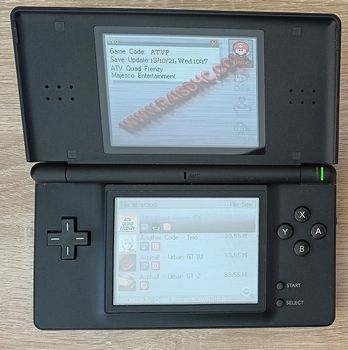  Nintendo DS σε αριστη κατασταση με 400 παιχνιδια - Jailbreak - cfw - r4 Αθηνα, Θεσσαλονικη ή Πατρα για χερι με χερι ή αποστολη ΔΩΡΕΑΝ