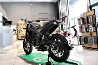 Benelli LEONCINO 2025 250-thumb-10