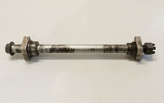 ΑΞΟΝΑΣ ΠΙΣΩ ΤΡΟΧΟΥ VERSYS 650