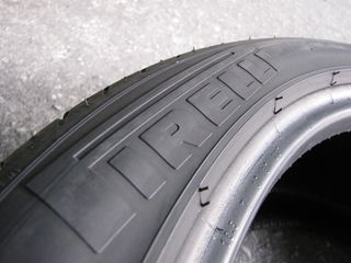 2TMX 255-40-19 PIRELLI P ZERO -thumb-2