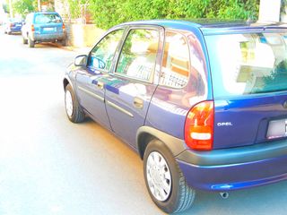 Opel Corsa 2000 1200CC 5θυρο-thumb-6