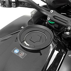 GIVI BF26 Σύστημα κλειδώματος σάκου στο ρεζερβουάρ KAWASAKI VERSYS 650 2015-21