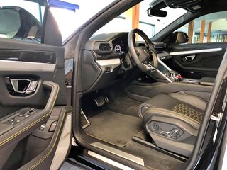 Lamborghini Urus 2021 NOVITEC / CARBON PACK-thumb-36