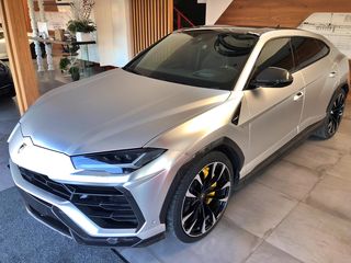 Lamborghini Urus 2021 NOVITEC / CARBON PACK-thumb-4