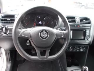 Volkswagen Polo 2016 1.4 TDI CONCEPTLINE-thumb-9