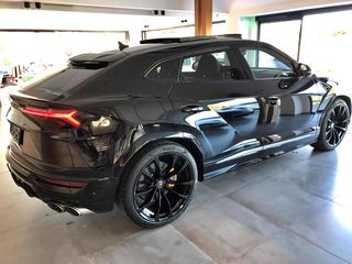 Lamborghini Urus 2021-thumb-17
