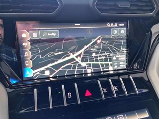 Lamborghini Urus 2021-thumb-44