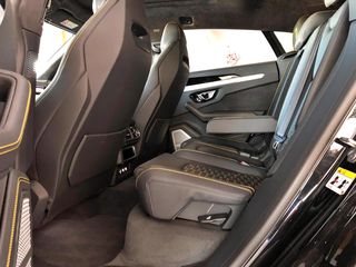 Lamborghini Urus 2021-thumb-31