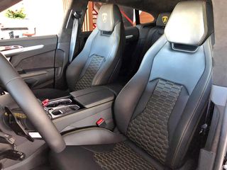 Lamborghini Urus 2021-thumb-29