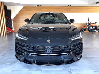 Lamborghini Urus 2021-thumb-1