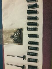 ελατηρια βαλβιδες εξαγωγης και  retainers απο 4age 20v μαυροκαπακο 1,6.