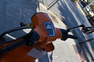 Lambretta 2024 V SPECIAL 200 ΠΡΟΣΦΟΡΑ ΑΠΟ3899 MΑΖΙ ΜΕ ΔΩΡΑ-thumb-1