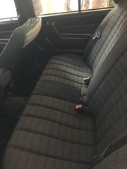 Mercedes-Benz 190 1990-thumb-4